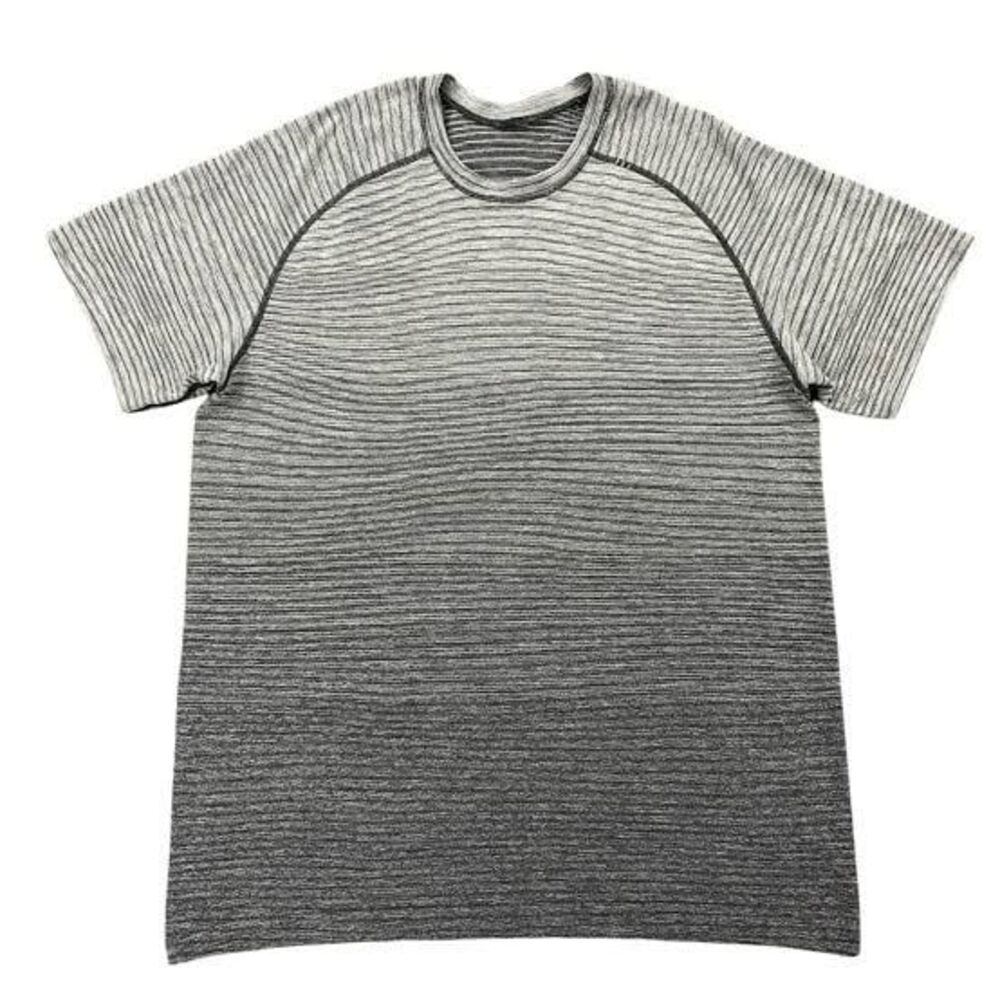 Lululemon Metal Vent Tech Short Sleeve Shirt Gray Black Gradient Striped Large